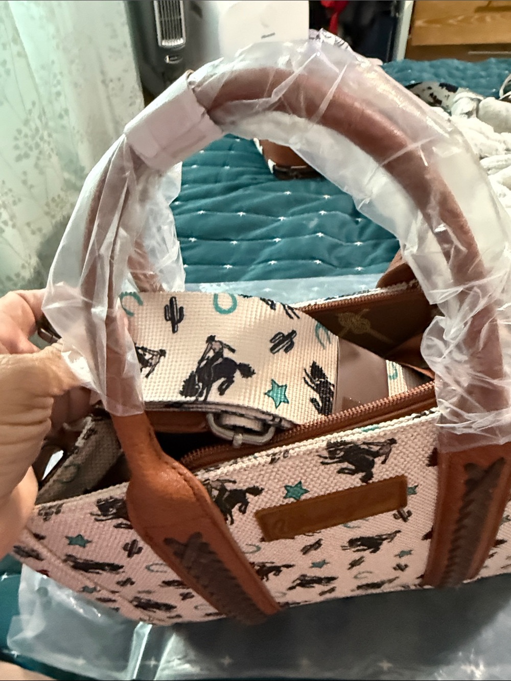 Wrangler Cream Canvas Tote with Brown Trim and Turquoise Accents - Picture 3 of 3